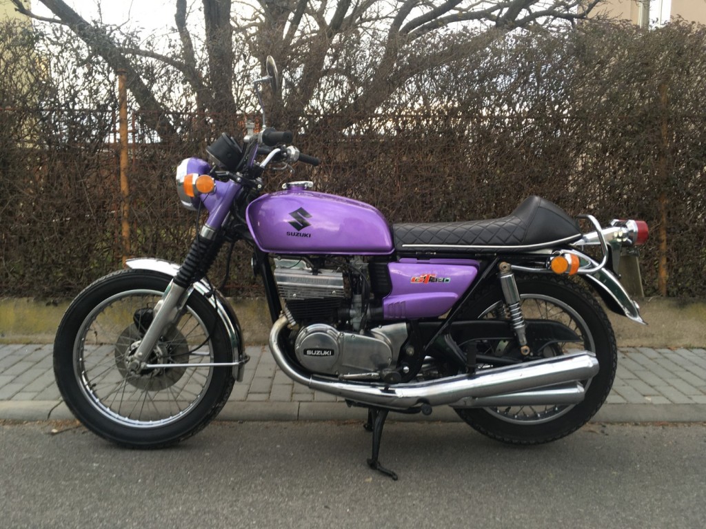  Suzuki GT380, r.v. 1973 s TP