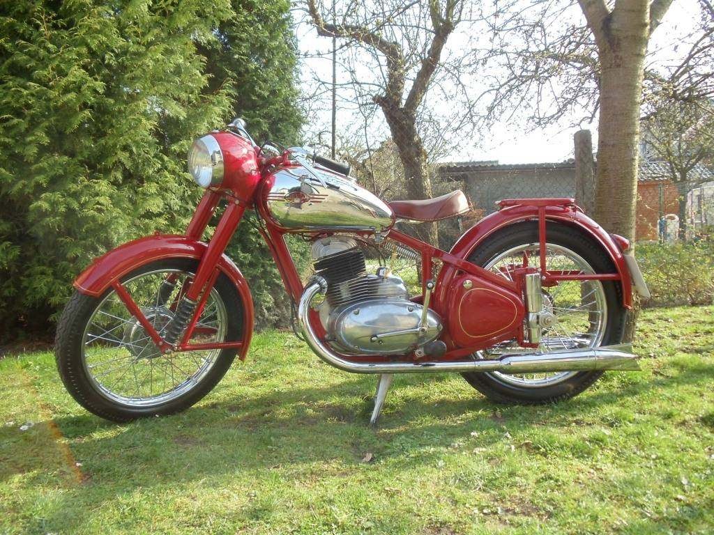  Jawa 250/11 Perak