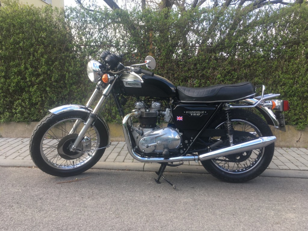  Triumph T140 Bonneville, r.v. 1979 s TP