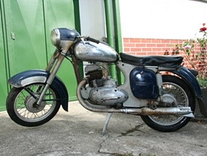  Jawa 250/353 kyvacka