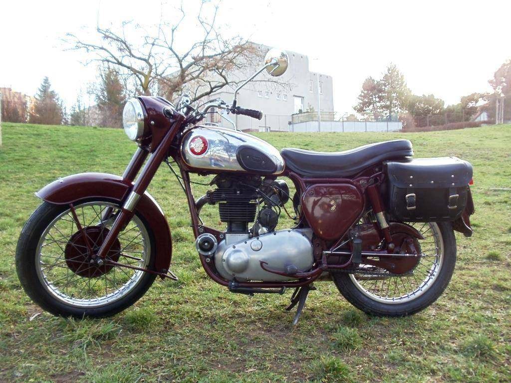  BSA B-33 500 OHV, r.v. 1954 s TP