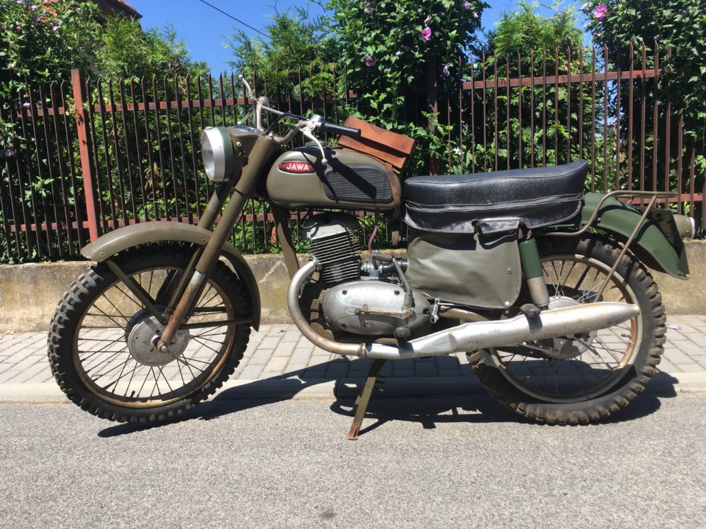  Jawa 250 Army