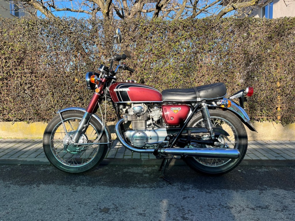  Honda CB350, year 1971