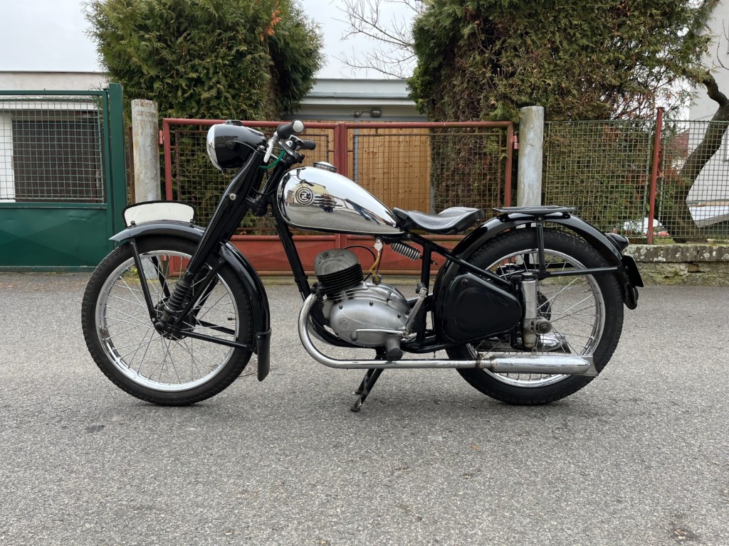  ČZ 150C, r.v. 1951 s TP