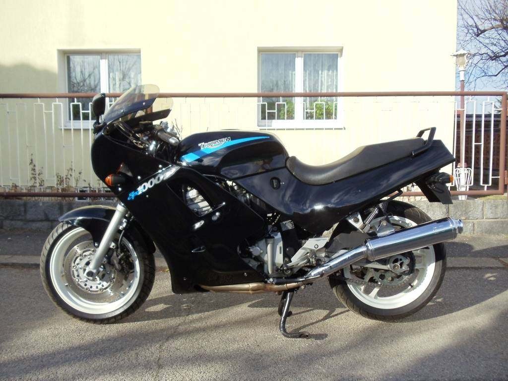  Triumph Daytona 1000, r.v. 1992 s TP