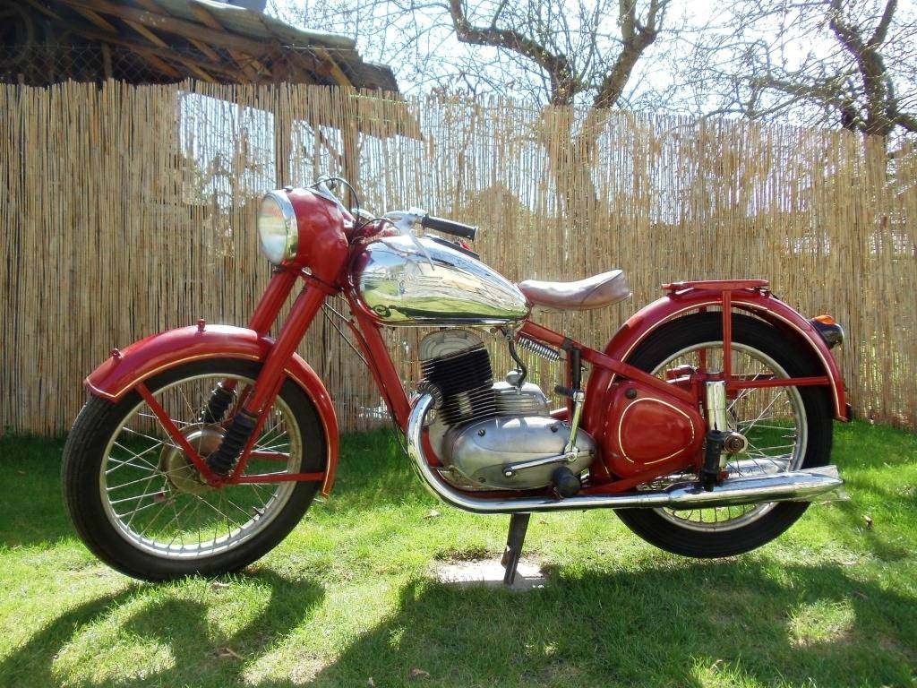  Jawa 250/11 Pérák, r.v. 1951 s TP