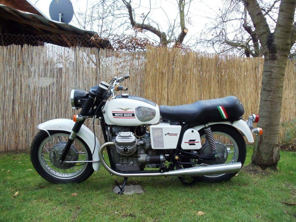  Moto Guzzi V7 Special, r.v. 1971 s TP