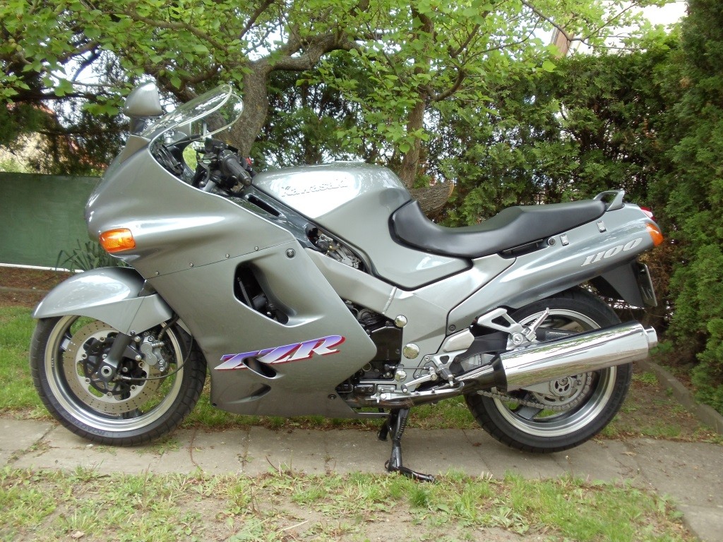  Kawasaki ZZR 1100, r.v. 1997 s TP
