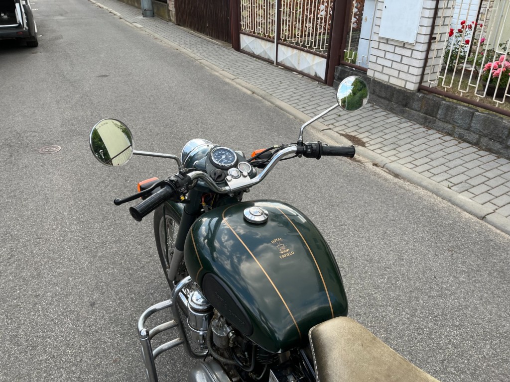 Royal Enfield 325 DIESEL