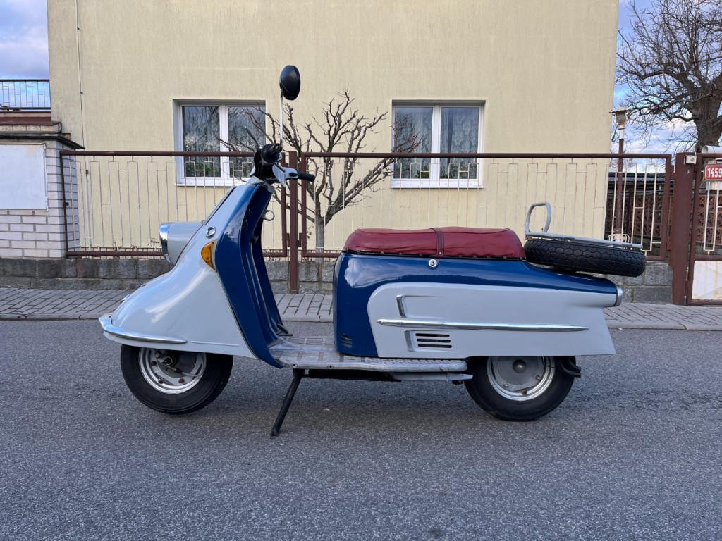 Heinkel Tourist 103 A-2