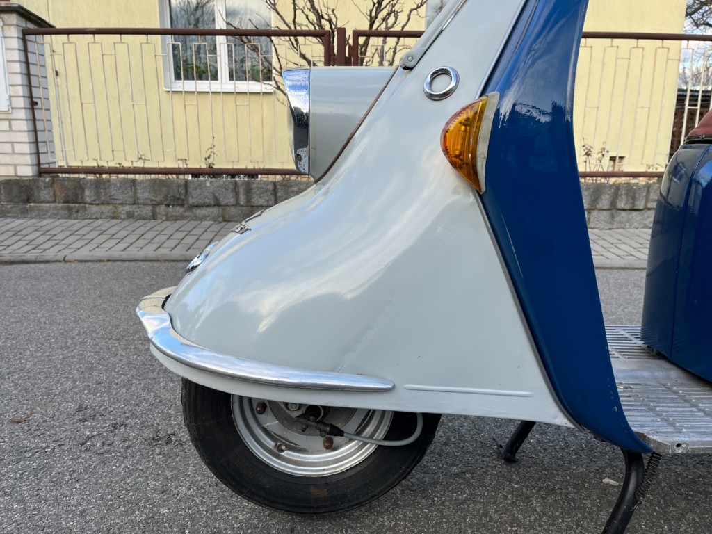 Heinkel Tourist 103 A-2