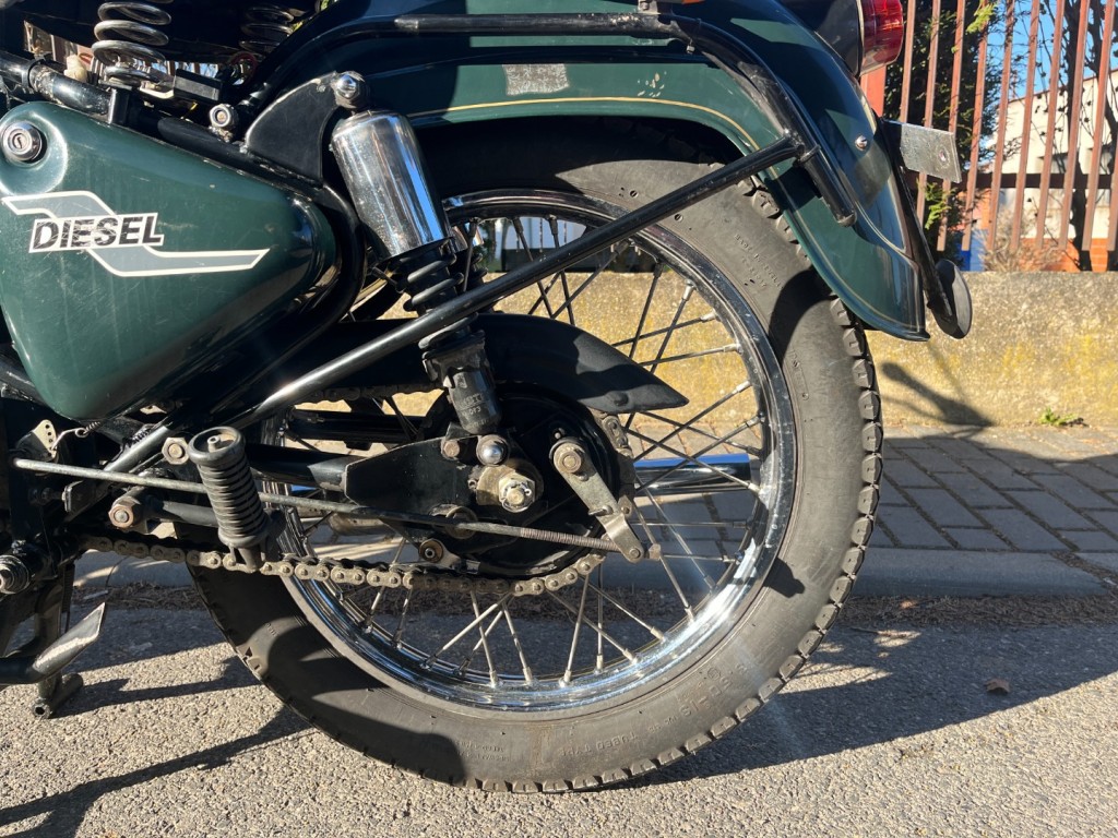 Royal Enfield Taurus 325 DIESEL