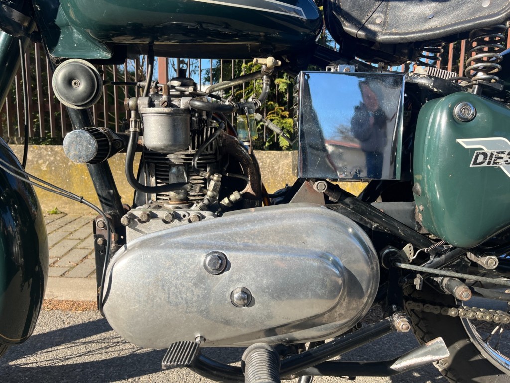 Royal Enfield Taurus 325 DIESEL