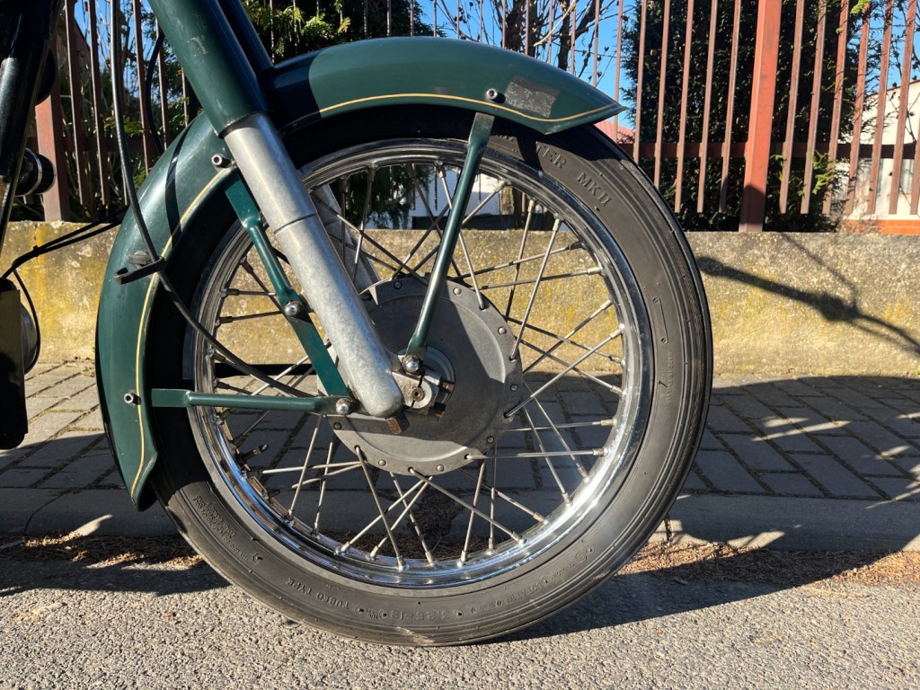 Royal Enfield Taurus 325 DIESEL