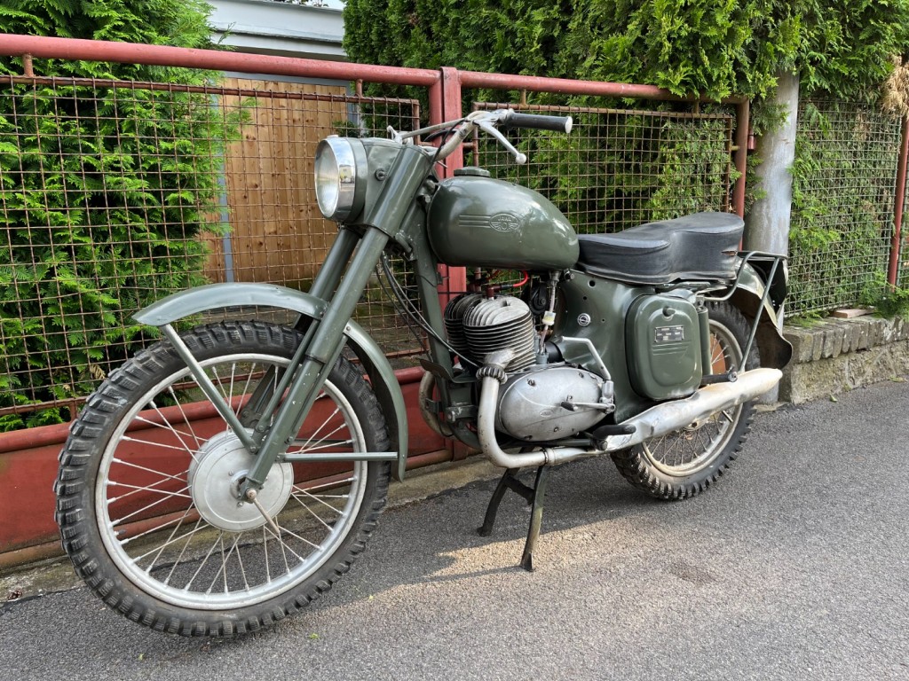 Jawa 350/554 Military