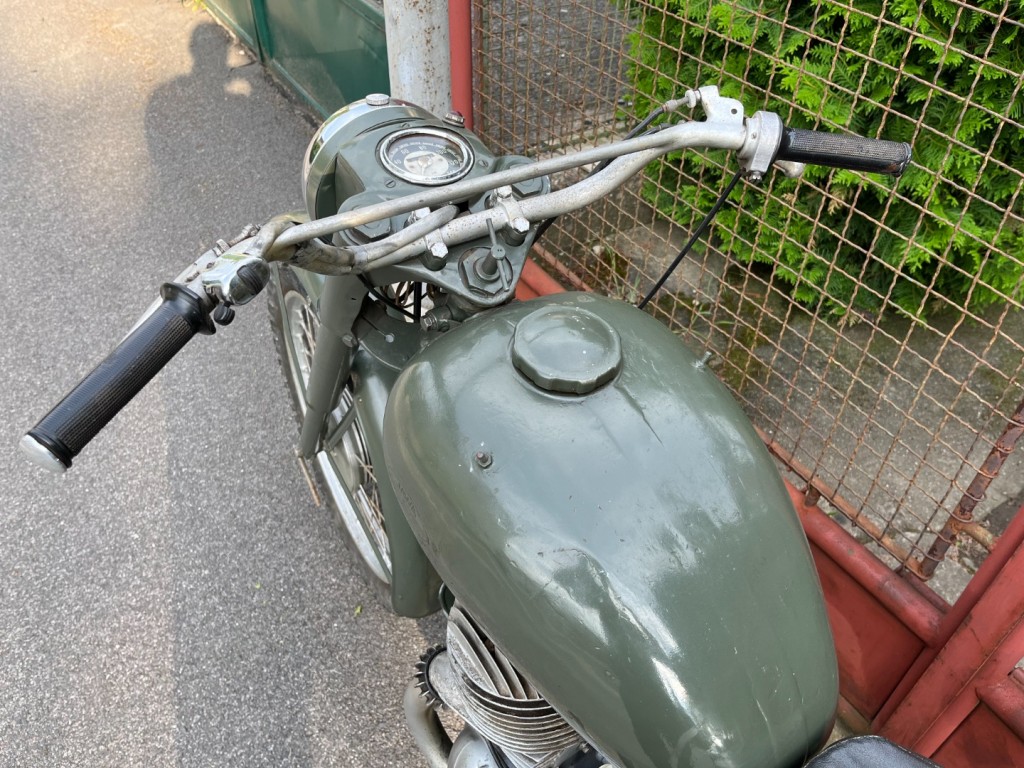 Jawa 350/554 Military