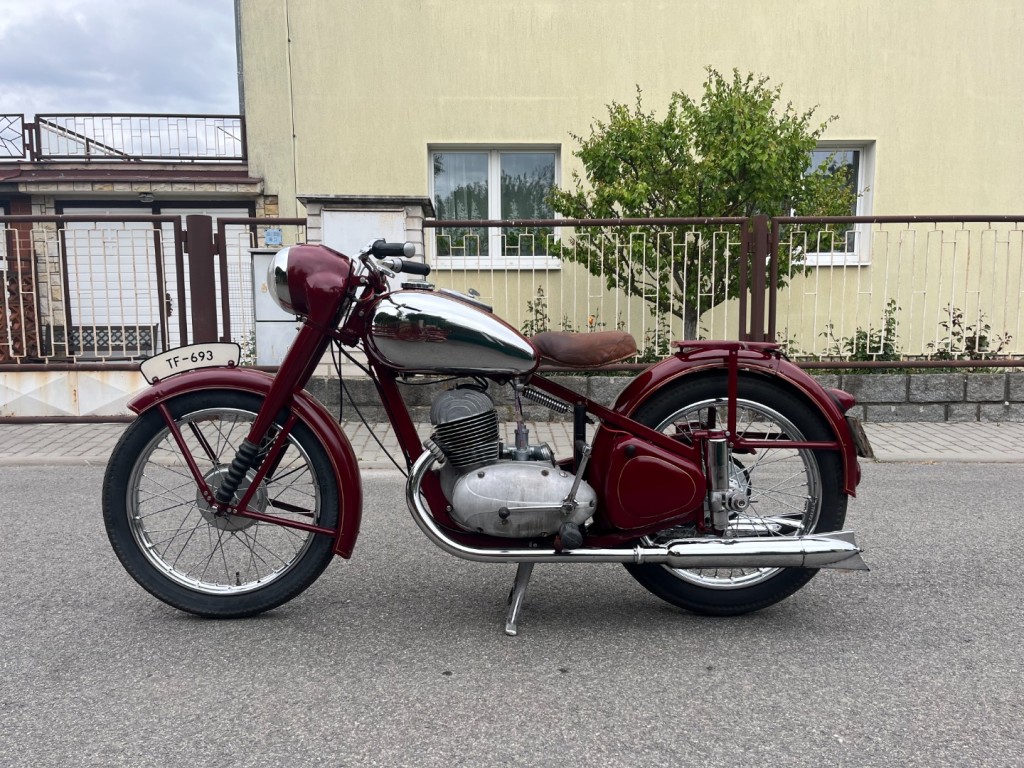 Jawa 350/18 Perak