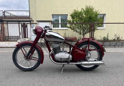 Jawa 350/18 Pérák