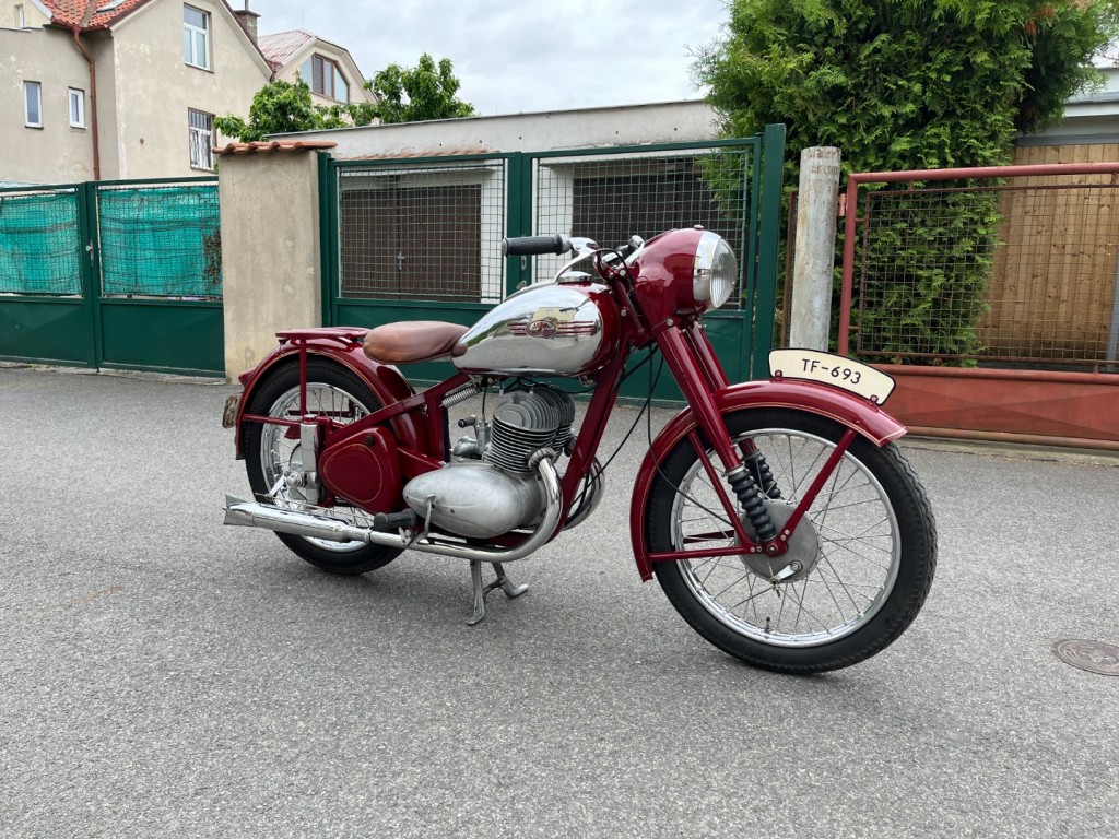 Jawa 350/18 Perak