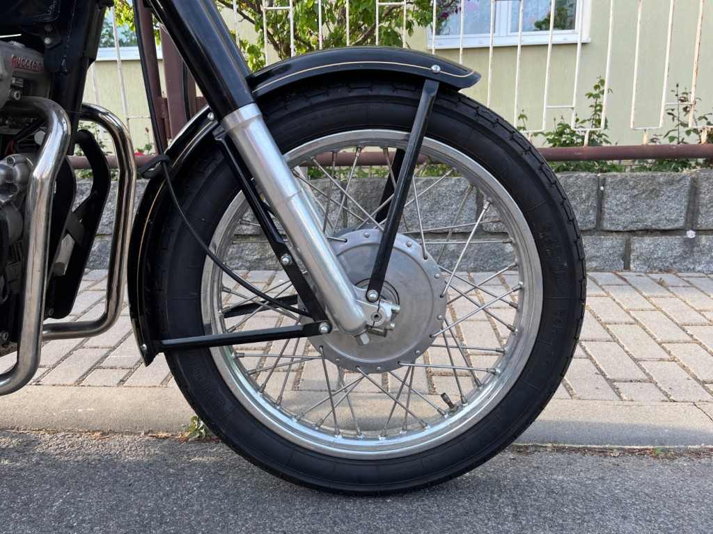 Royal Enfield 850 Centaurus Diesel