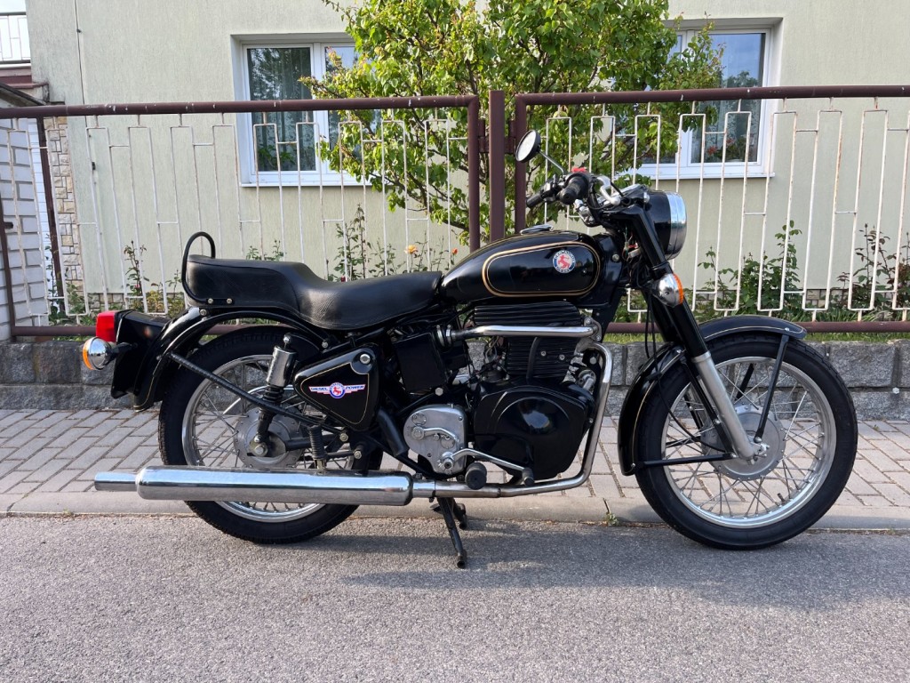 Royal Enfield 850 Centaurus Diesel