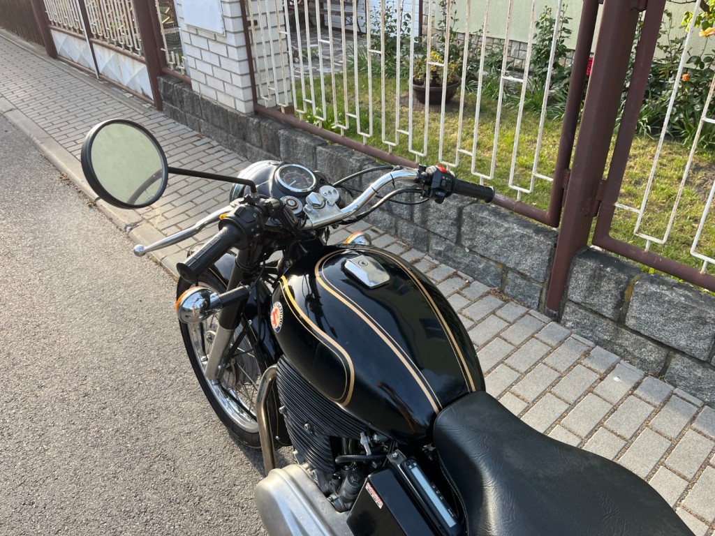 Royal Enfield 850 Centaurus Diesel