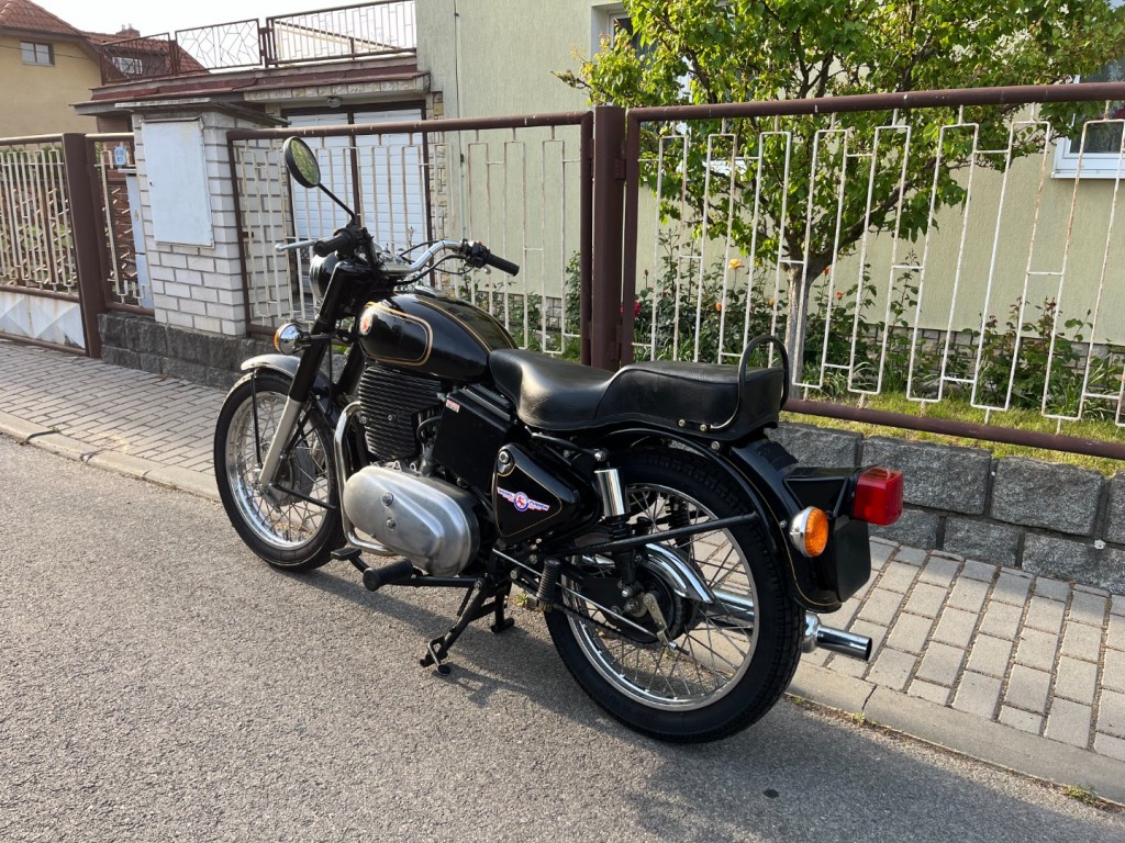 Royal Enfield 850 Centaurus Diesel