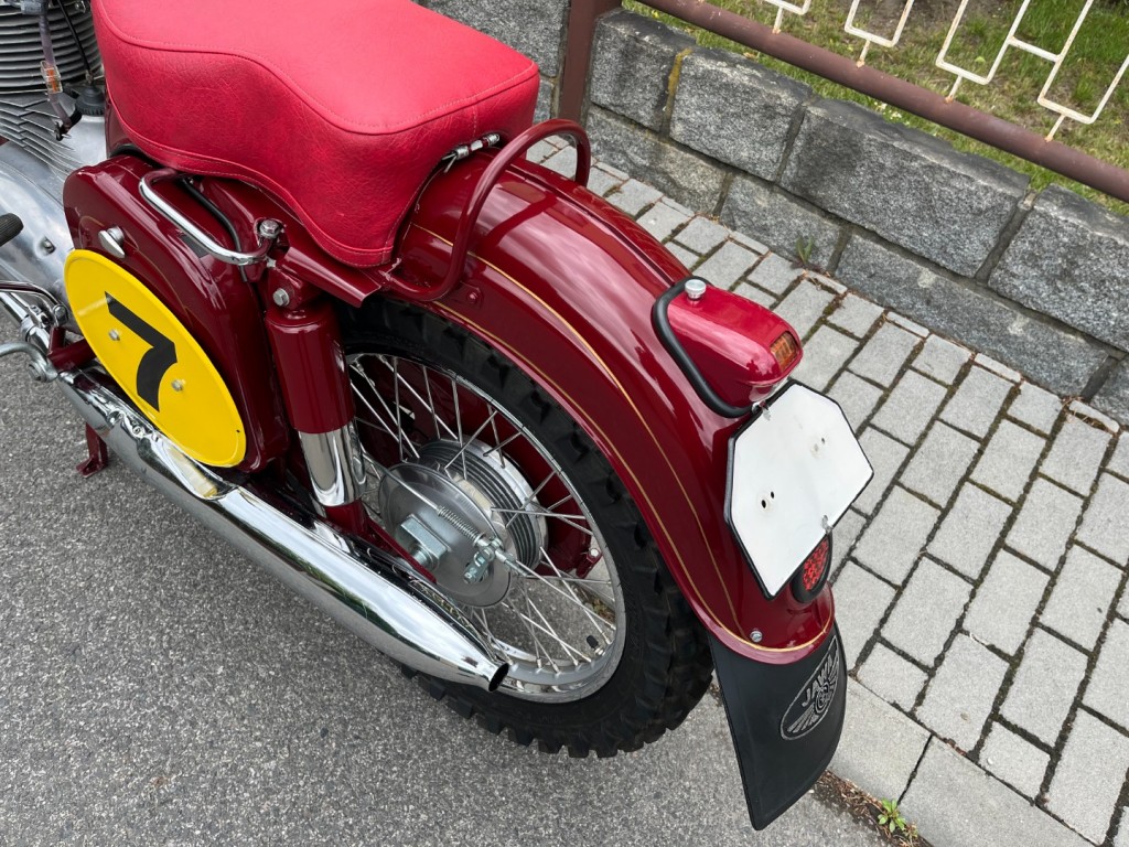 JAWA 250/553-02 Libenak