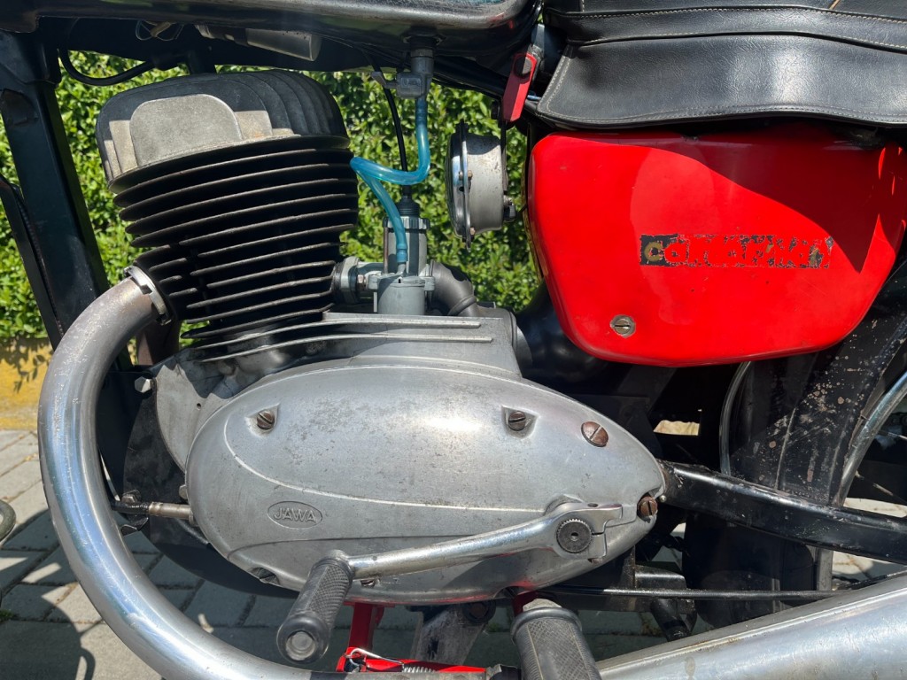 Jawa 250/590 Californian III