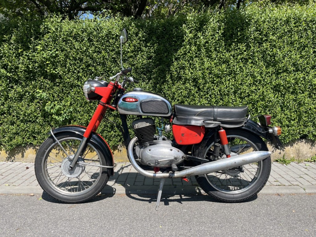 Jawa 250/590 Californian III