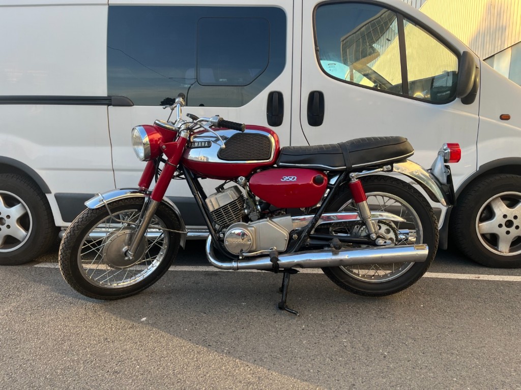 Yamaha YR-1 350