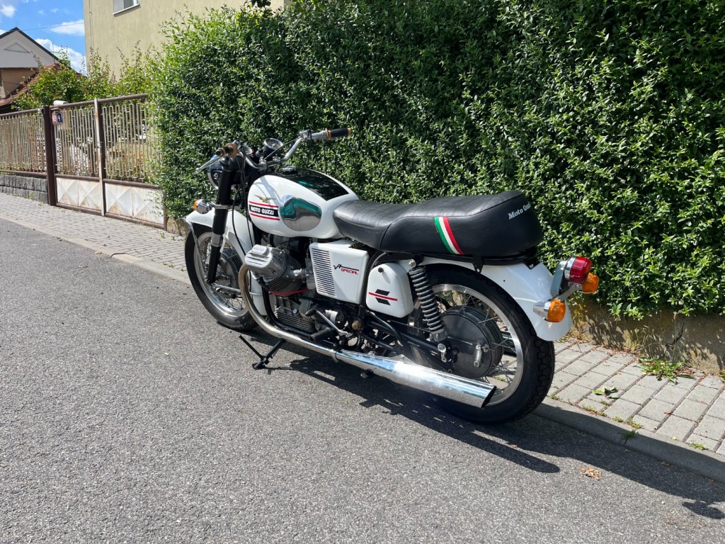 Moto Guzzi V7 Special