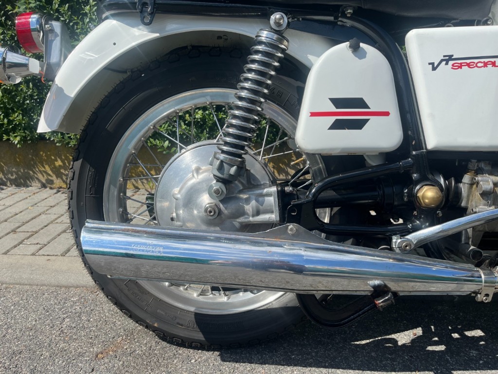 Moto Guzzi V7 Special