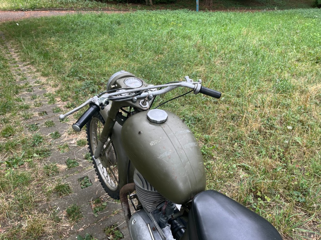 Jawa 250/579 Švéd