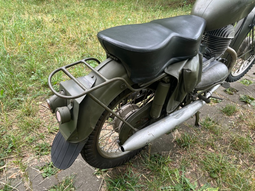 Jawa 250/579 Švéd
