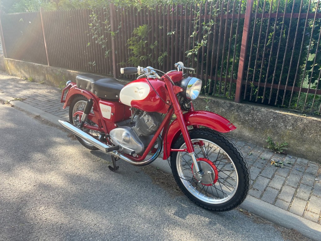 Moto Guzzi 175 Lodola Sport