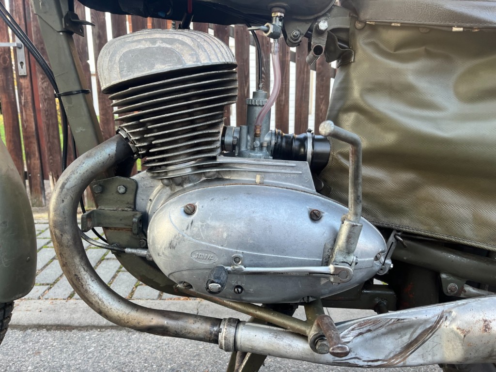 Jawa 250/579-03 Švéd