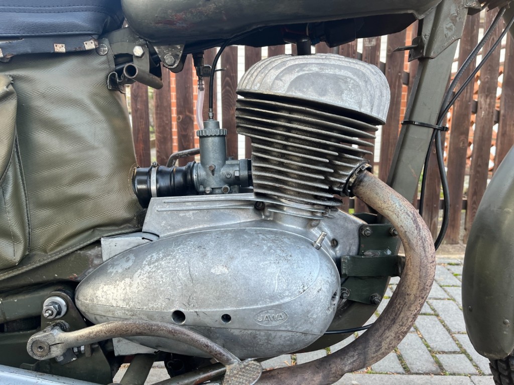 Jawa 250/579-03 Švéd