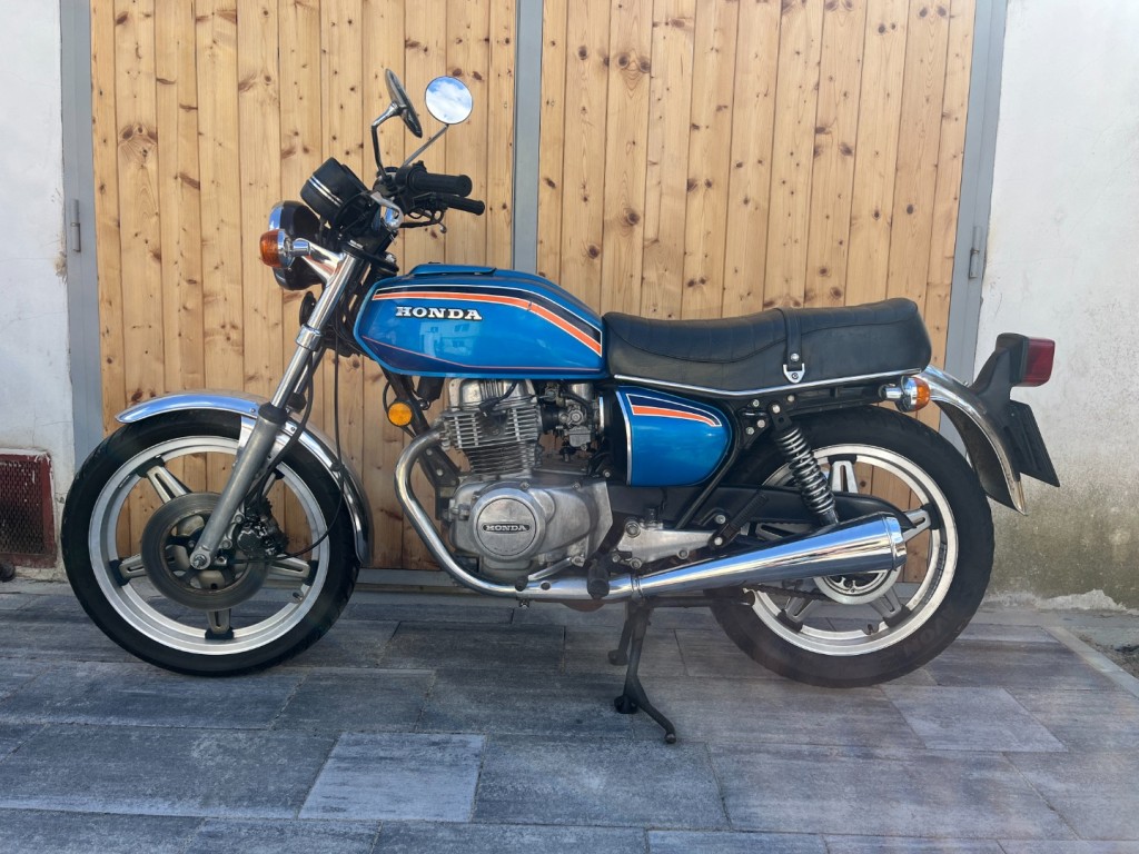 Honda CB400A Hondamatic