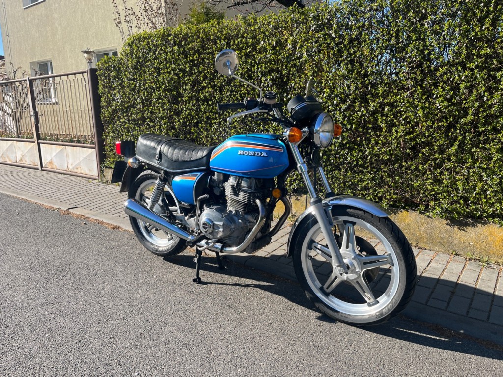 Honda CB400A Hondamatic