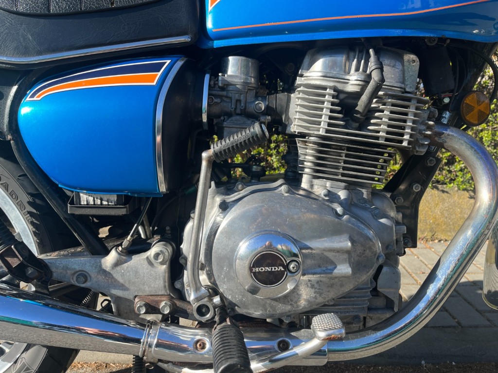 Honda CB400A Hondamatic